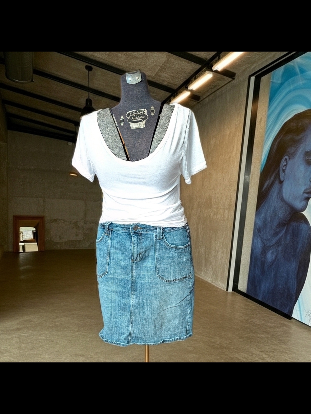 Y2K Apt. 9 Distressed Midrise Denim Coastal Cowgirl Mini Skirt Size 12